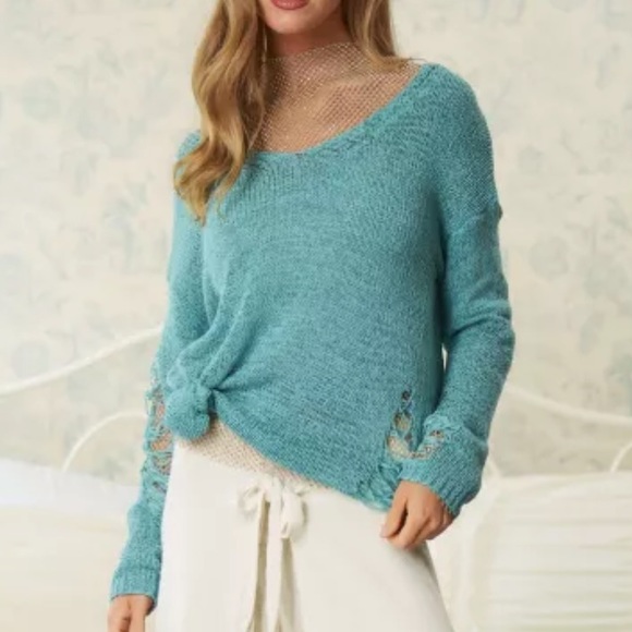 DAVI & DANI Sage Round Neck Long Sleeve Knit Sweater - Picture 2 of 6